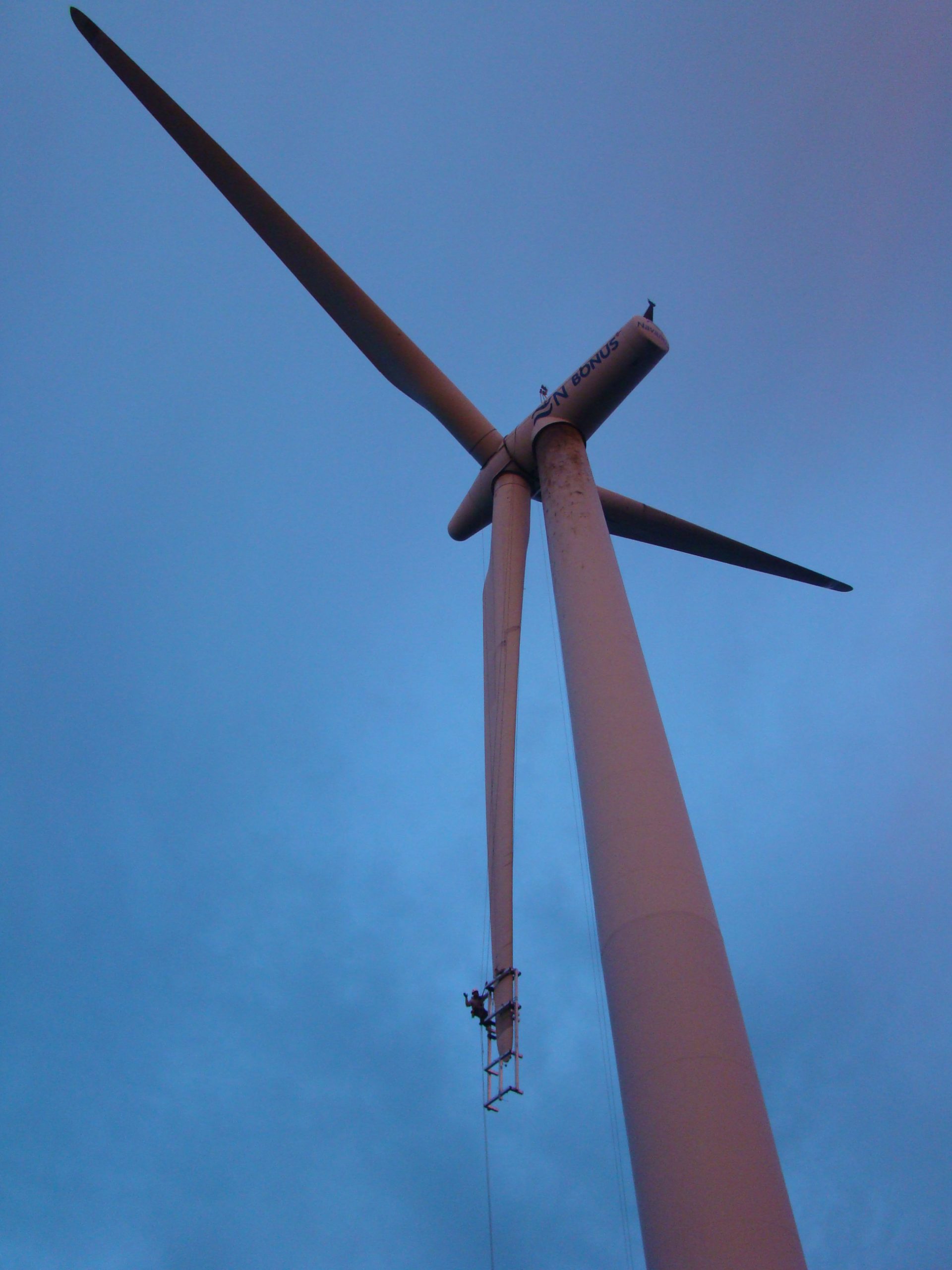 Installations en série du système RBE dans le parc éolien de Penedo ...